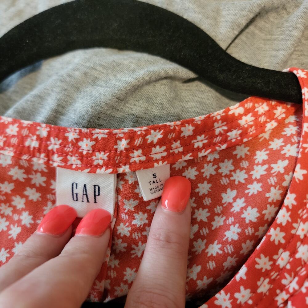 Gap Small Tall Red Floral Sleeveless Dress - Picture 2 of 3